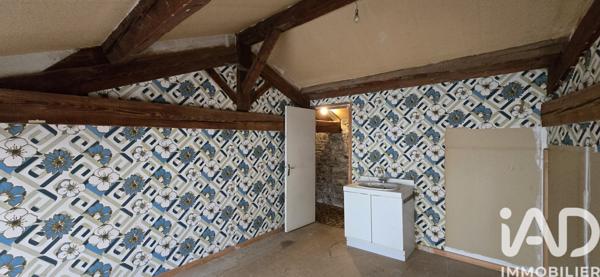 Immeuble à vendre 211 m² Éveux