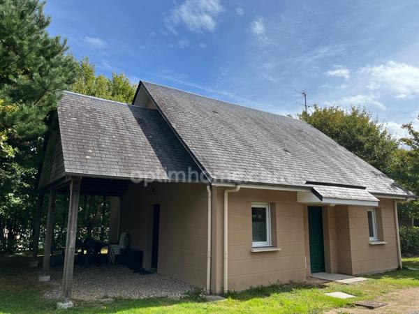 Proximité de Honfleur - Maison de 59 m2 en coropriété - 2 chambres - Carport / Terrasse - Jardinet - Parking - Piscine et aires de jeux