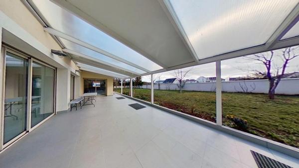 Dijon-Sud, Clos du Roy. Maison T8 de 255 m2 possibilité, 7 chambres, sur un terrain de 790 m2 et 150m2 s-sol