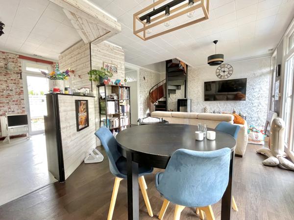 Maison familiale 98 m² – Hyper-centre – Garage – Jardin sans vis-à-vis
