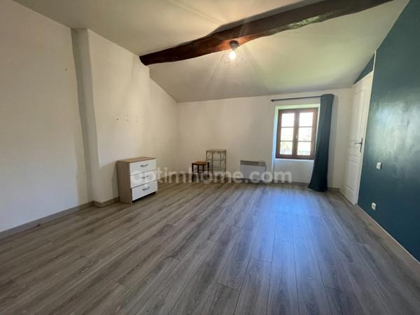 Propriété équestre sur 4 hectares de terrain avec manège