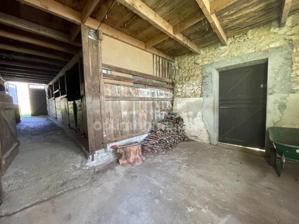 Propriété équestre sur 4 hectares de terrain avec manège