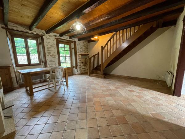 Propriété équestre sur 4 hectares de terrain avec manège
