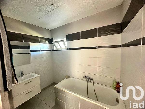 Appartement à vendre 3 pièces 62 m² Marignane