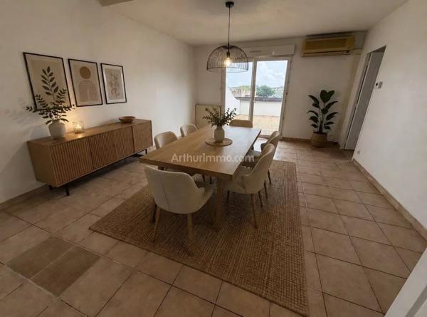 Vente                                                      Appartement
                        
                     4 pièces                      81 m2                     à Clermont-l'Hérault