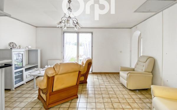 Maison à vendre    4 pièces •  Arsy