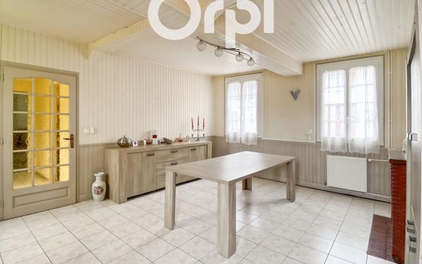 Maison à vendre    4 pièces •  Arsy