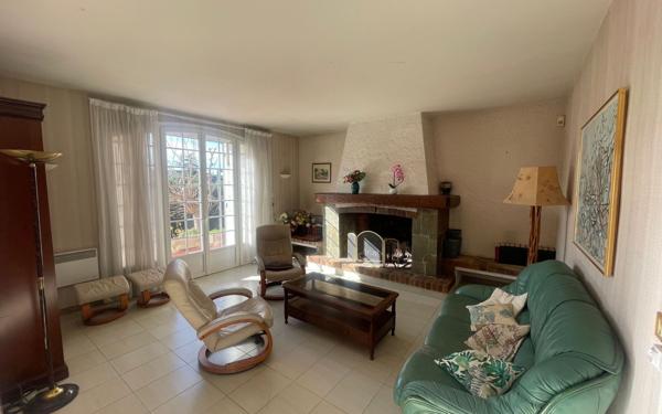 Maison à vendre    6 pièces •  La Seyne-sur-Mer