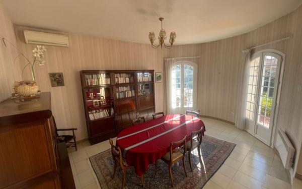Maison à vendre    6 pièces •  La Seyne-sur-Mer