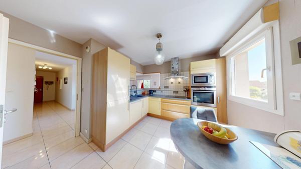 À vendre – Appartement 5 pièces avec terrasse, garage et parkings – Illzach (68110)