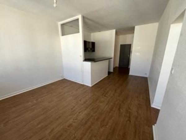 Appartement à louer |  CASTILLON LA BATAILLE |  3 pièces | 54 m²