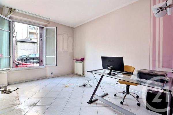 Appartement F4 à vendre  4 pièces - 88,58 m2 VAUJOURS - 93