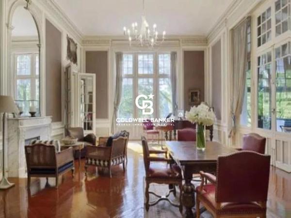 Vente maison 57 pièces 77610 - Fontenay Trésigny