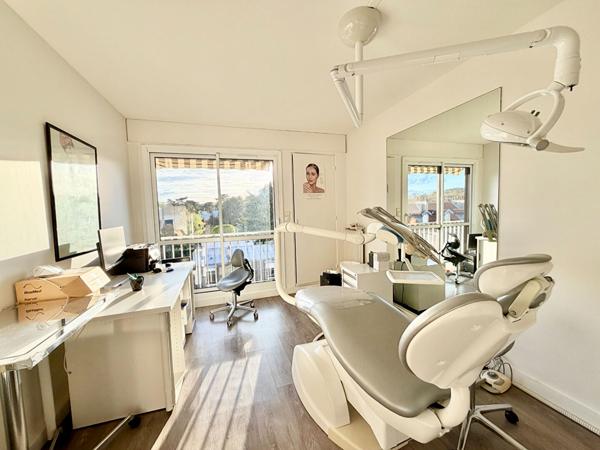 Local commercial Professions libérales Garches 3 pièces 71 m2