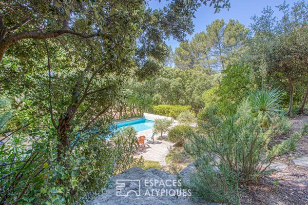 Dans un écrin de verdure, maison de caractère avec vue panoramique