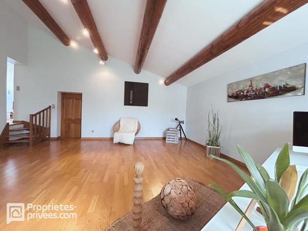 Maison de plain-pied, 5 pièces 200 m², à Pernes-Les-Fontaines