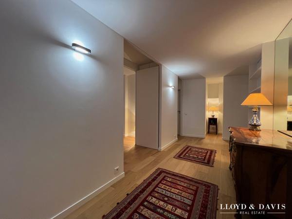 Breteuil / Invalides appartement avec place de parking