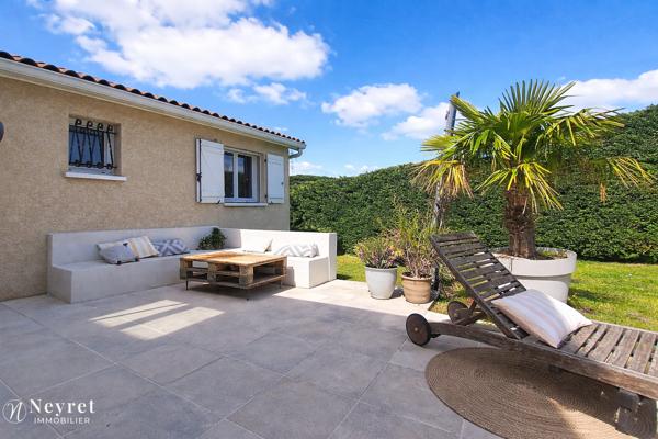 – 125 m² - 3 chambres 1 bureau- sous-sol – Terrain 1157 m²- piscine