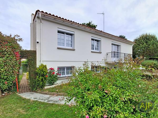 Vente maison Mouilleron Le Captif : 213 000 € - AJP Immobilier La Roche-sur-Yon