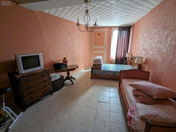 Maison à vendre à Nogent-le-Rotrou dans l'Eure-et-Loir (28400), ref : 10 MM