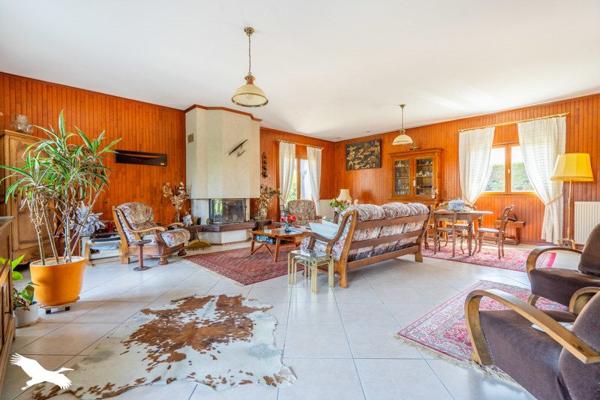 Maison à vendre |  Eysines |  9 pièces | 219 m²