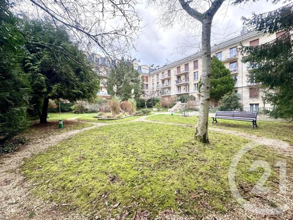 Appartement à vendre  2 pièces - 41 m2 VERSAILLES - 78