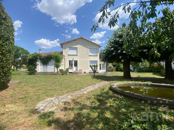 Maison Niort 6 pièce - 141 m2
