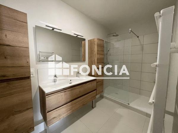 Location Appartement 4 pièces 103.94 m² - 9, RUE FRANCISQUE ROCHARD Roanne 42300