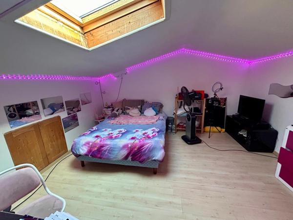 Appartement à GRIMAUD, 83310 - 5 pièces 149m²