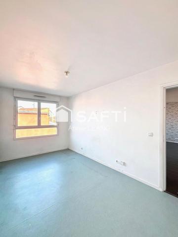 Luminosité, confort et emplacement idéal à Saint-Denis Porte de Paris !