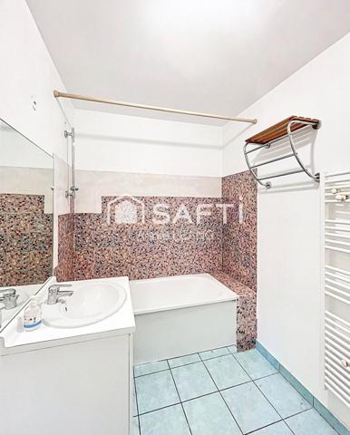 Luminosité, confort et emplacement idéal à Saint-Denis Porte de Paris !