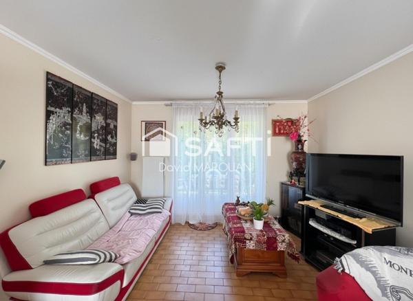 Maison familiale spacieuse avec jardin et garage