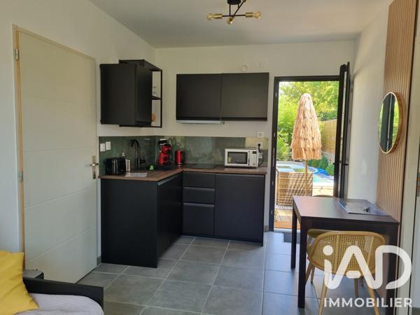 Maison à vendre 5 pièces 177 m² Malemort-du-Comtat