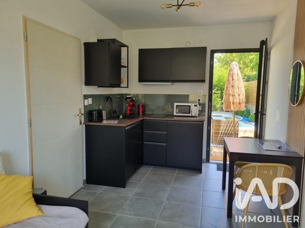 Maison à vendre 5 pièces 177 m² Malemort-du-Comtat