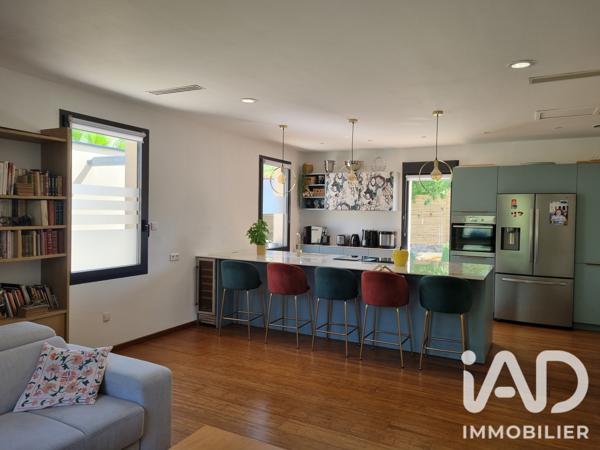 Maison à vendre 5 pièces 177 m² Malemort-du-Comtat