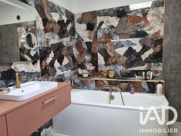 Maison à vendre 5 pièces 177 m² Malemort-du-Comtat