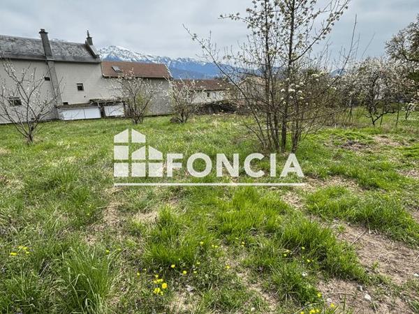 À vendre Terrain 1243 m² - Saint-ismier 38330