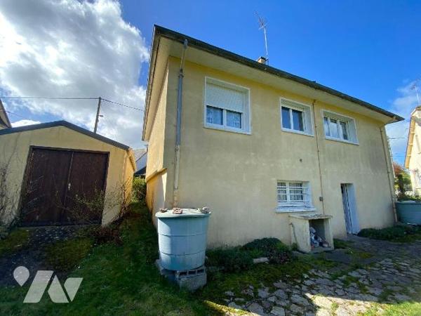 Maison à Vendre à Plouha (22580) en Côtes-d'Armor (22)

Cette maison d'une superficie habitab...