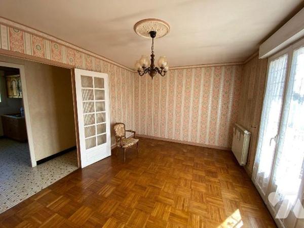 Maison à Vendre à Plouha (22580) en Côtes-d'Armor (22)

Cette maison d'une superficie habitab...