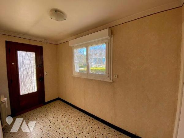 Maison à Vendre à Plouha (22580) en Côtes-d'Armor (22)

Cette maison d'une superficie habitab...