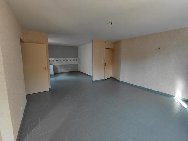 Immeuble de rapport situé à FAYL BILLOT 52500