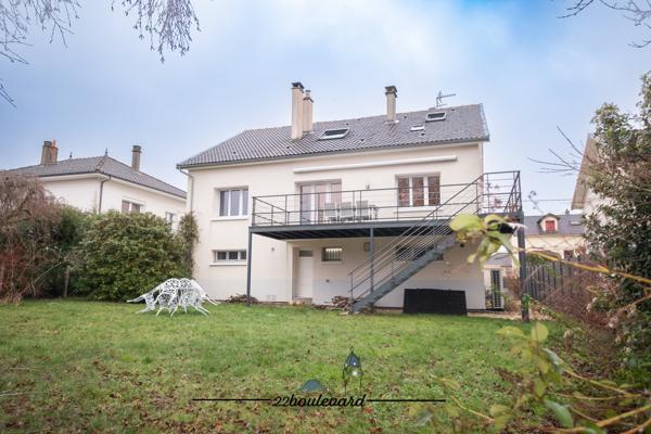 Maison 10 pièces - 160 m² Exclusivité efficity