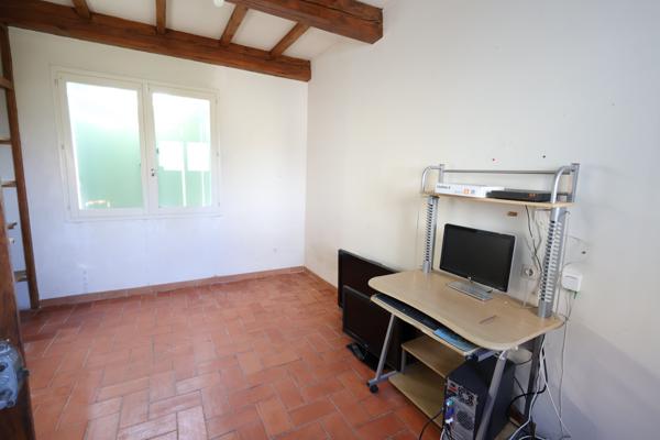 Maison T6 avec garages et piscine - Manosque - Réf. 535-M