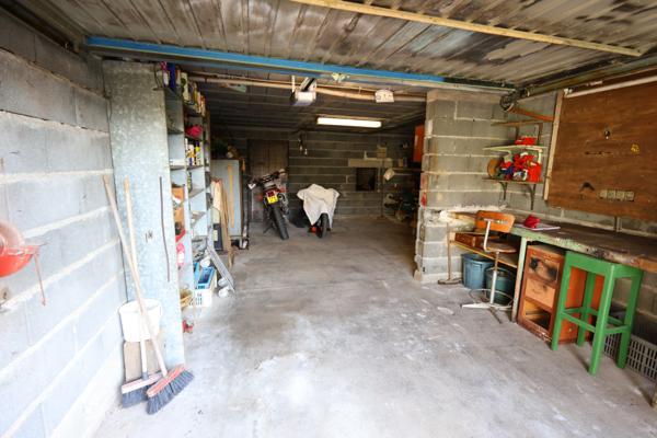 Maison T6 avec garages et piscine - Manosque - Réf. 535-M