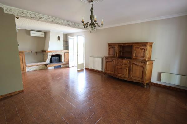 Maison T6 avec garages et piscine - Manosque - Réf. 535-M