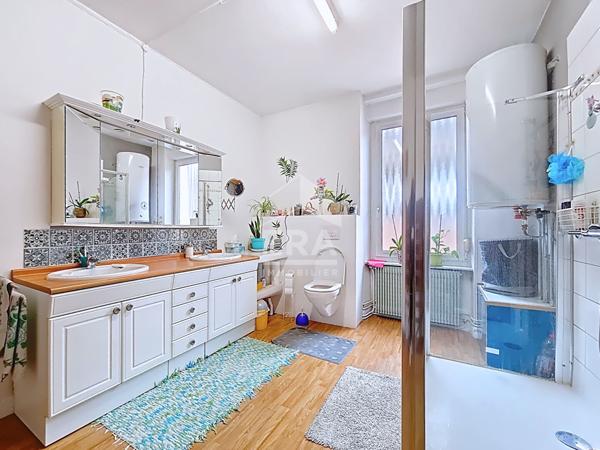 Maison RÉhon 12 pièce(s) 228 m2