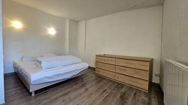 Triplex MEUBLE centre ville , Sisteron