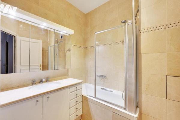 Duplex 2 pièces lumineux, calme, proche Jardin du Luxembourg.