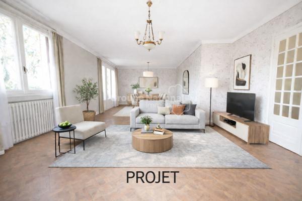 Villa sur 3 407 m² de terrain, sous-sol complet, fort potentiel , Genas