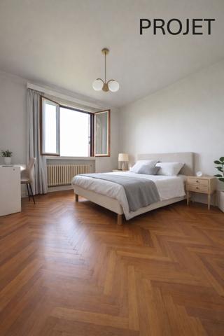 Villa sur 3 407 m² de terrain, sous-sol complet, fort potentiel , Genas